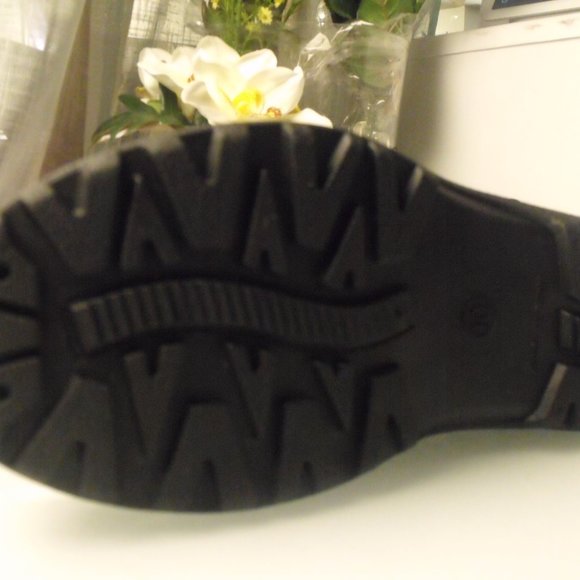NWOT  Asverd Garden shoes - Picture 4 of 4